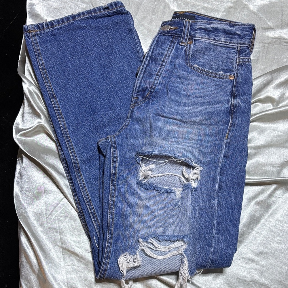 Aeropostale Women's Straight Leg Blue Jeans